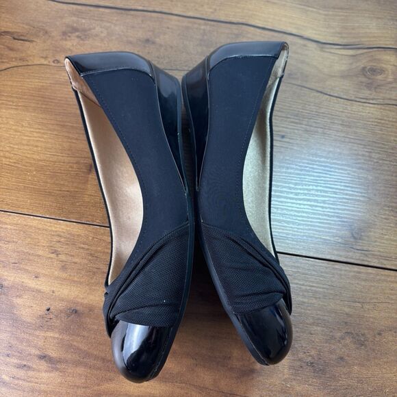 Abella Black Wedge flat Heel 9 Shoes Black Faux Patent Leather Cap Toe Low - Picture 8 of 8